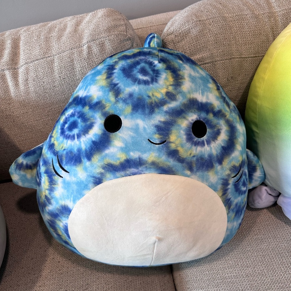 Squishmallows Tie-Dye shark Squishmallow